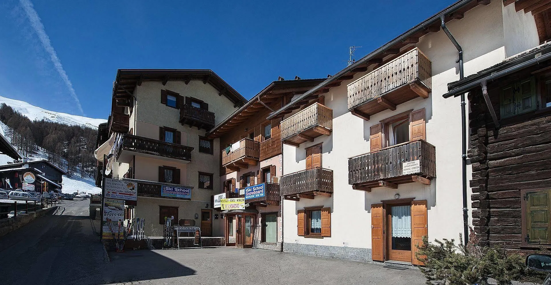 Baita Carosello Apt 4 By Livigno Accomodation Apartament