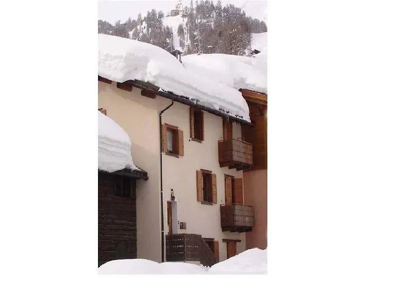 Baita Carosello Apt 4 By Livigno Accomodation