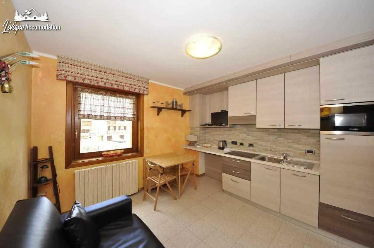 Baita Carosello Apt 4 By Livigno Accomodation