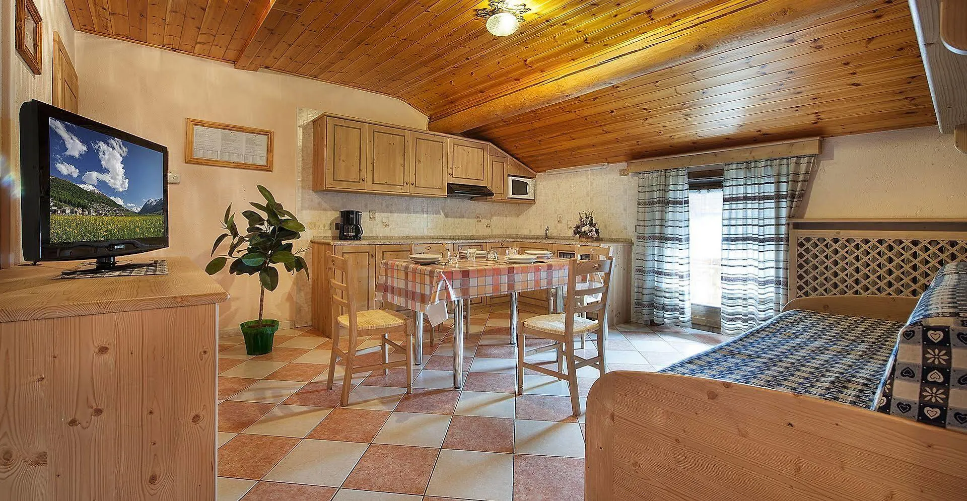 Baita Carosello Apt 4 By Livigno Accomodation Italy