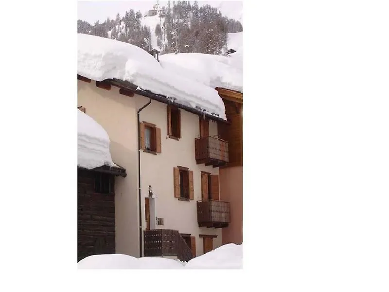 Apartment Baita Carosello Apt 4 By Livigno Accomodation Italy